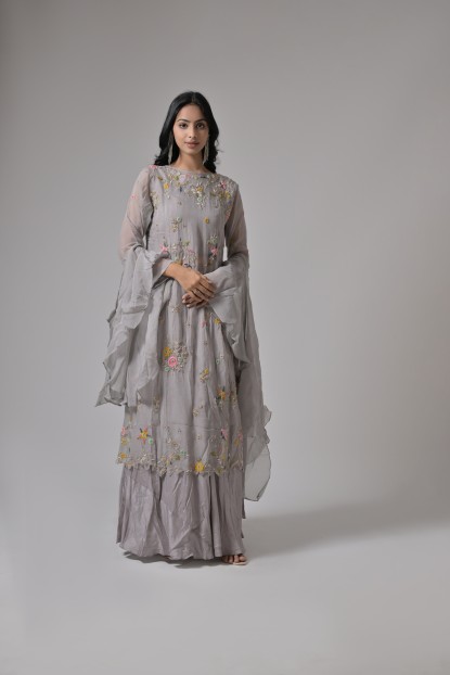 Whispering Willow Dress In Grey