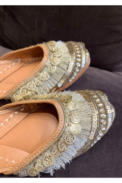 Golden hand-crafted Pure Leather Jutti 