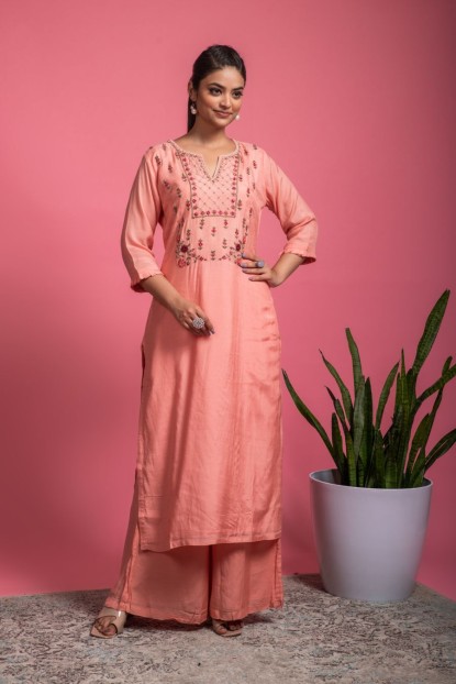 Simple Dola Silk Kurta with Pants in Peach color