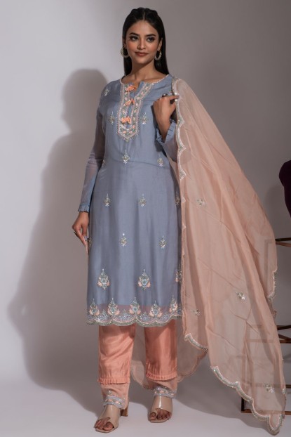Elegant Kurta & Pant in Light Grey & Cream color