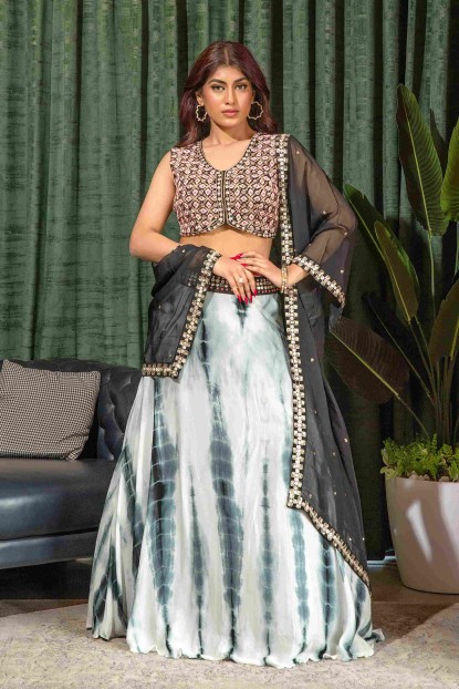 Shibori Print Crop Top Set in Black & Grey