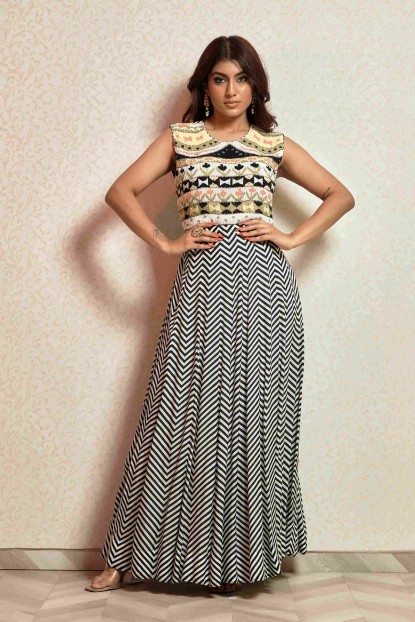 Printed Straight Gown in Black color