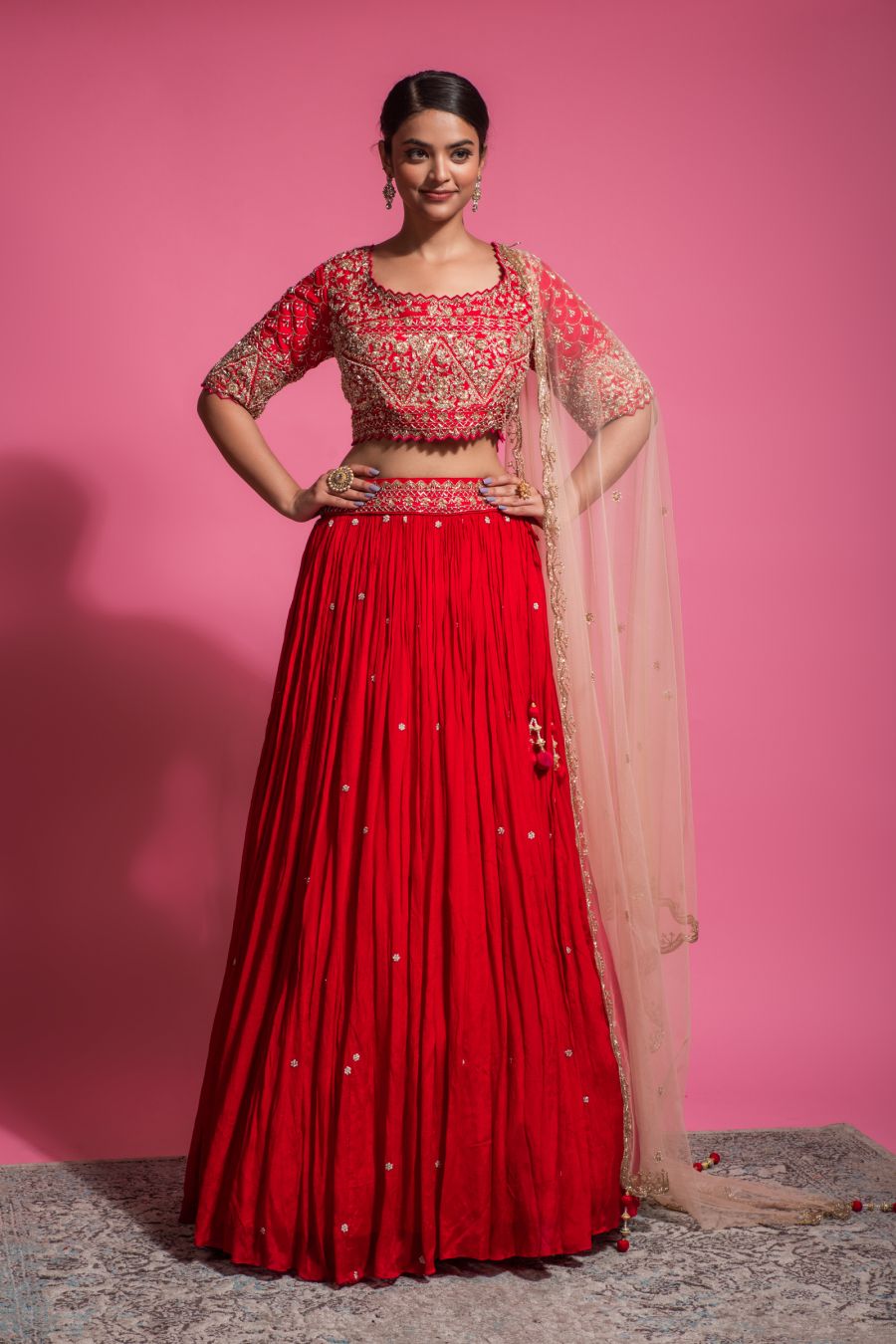 Heavy Blouse with Classy Skirt in Red color