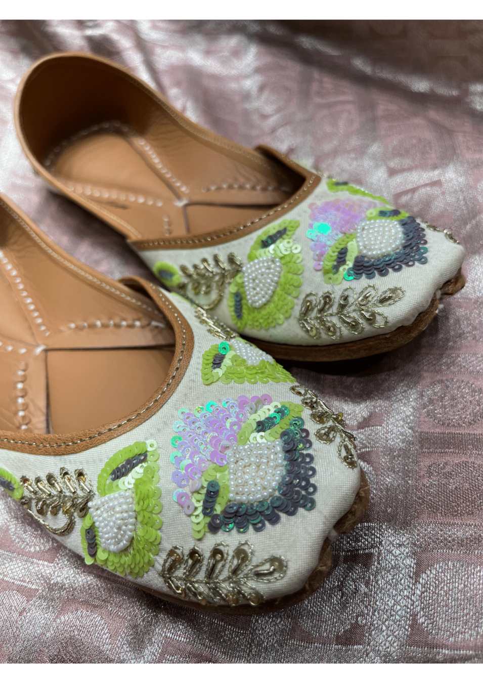 Ivory color Tari work Pure Leather Jutti