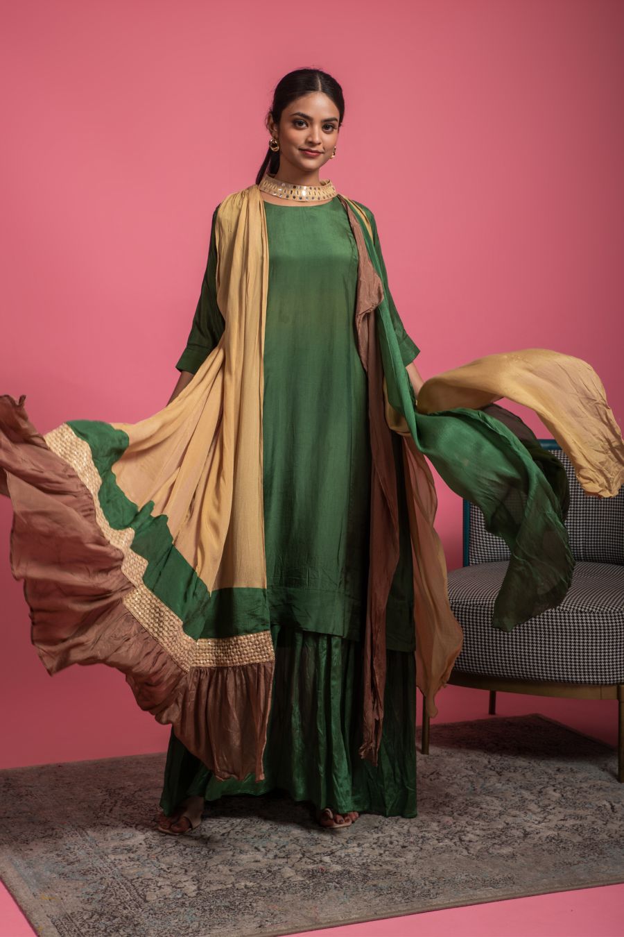 Stylish Kurti with unique Dupatta in Green color