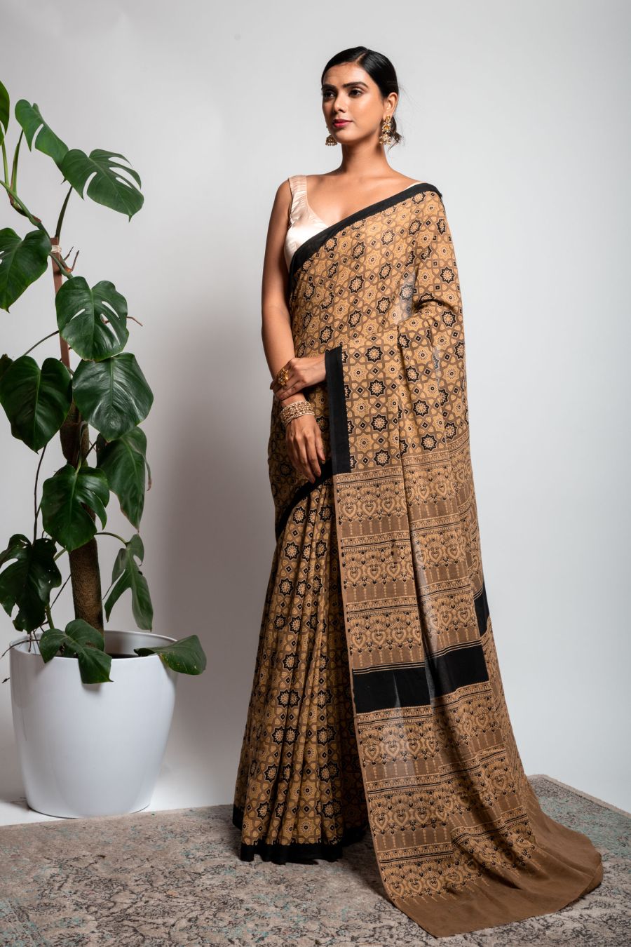 Mal Cotton Saree in Beige and Black color