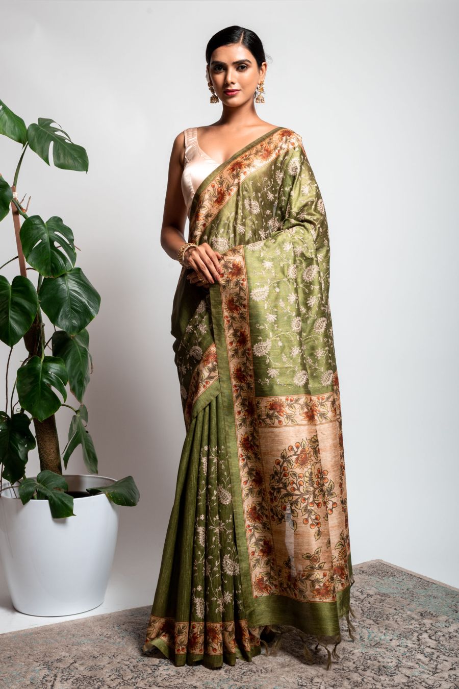 Art Dhupian Saree in Mehendi Green color
