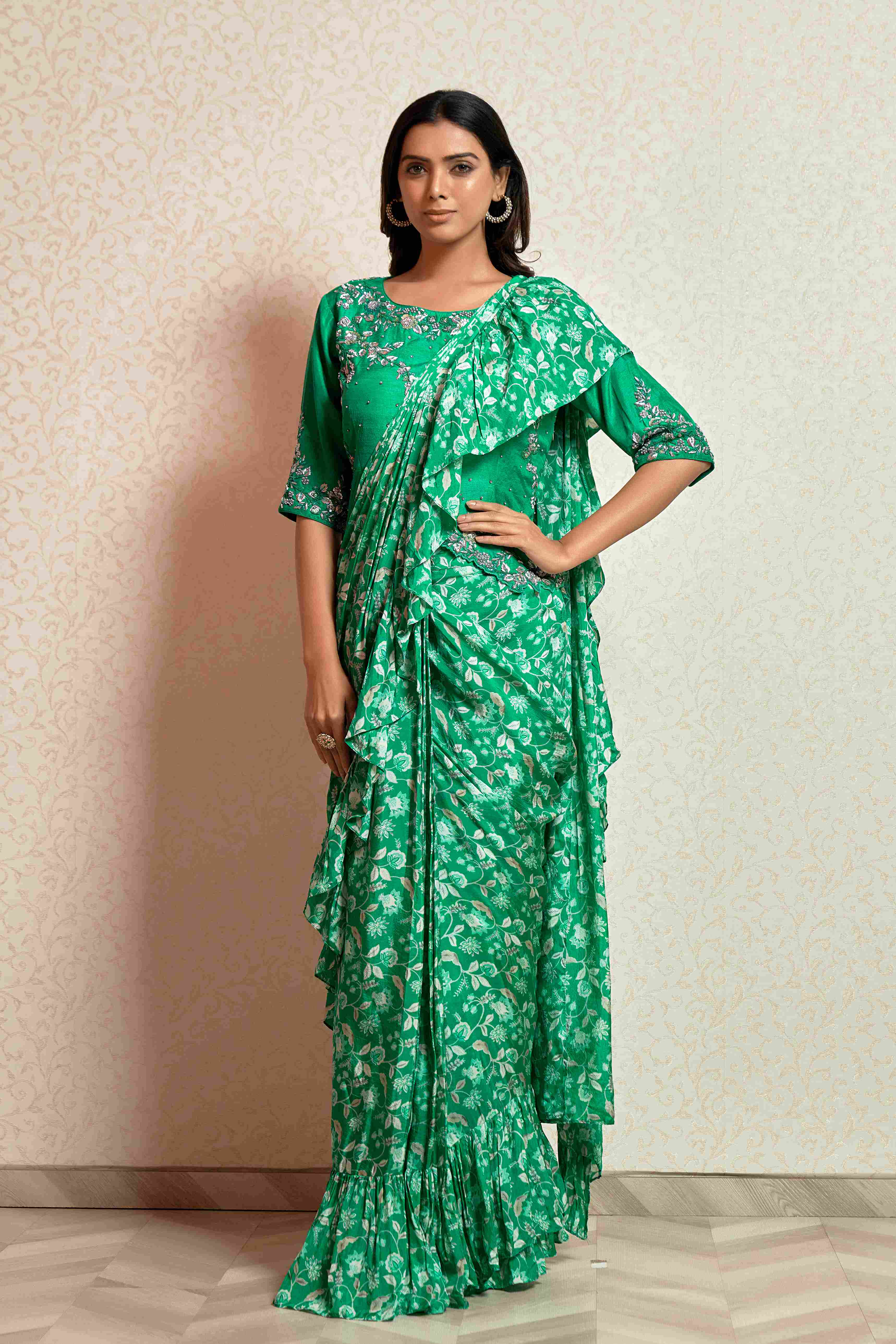 Green Crop Top Set with attached Dupatta in Floral Print