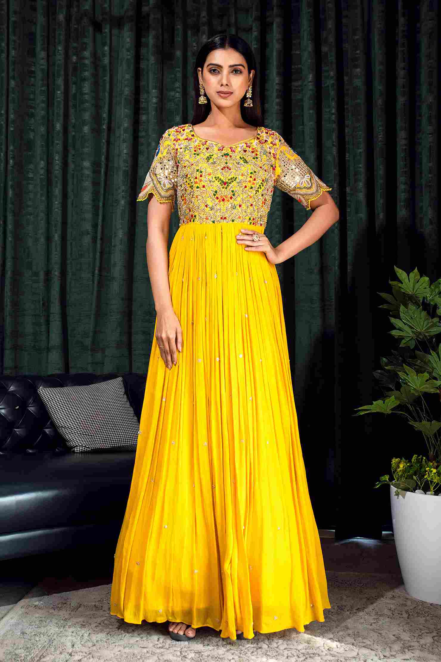 Heavy Yellow Gown in Pure Chinnon
